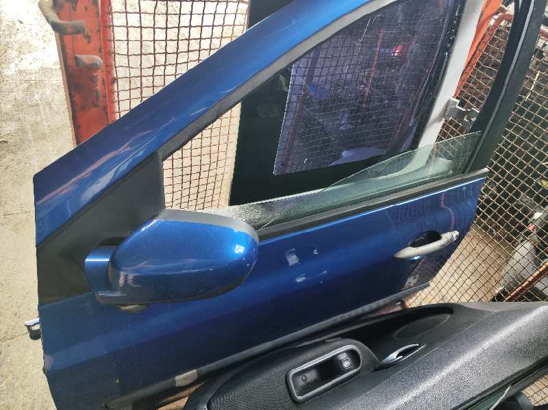 PUERTA DELANTERA IZQUIERDA