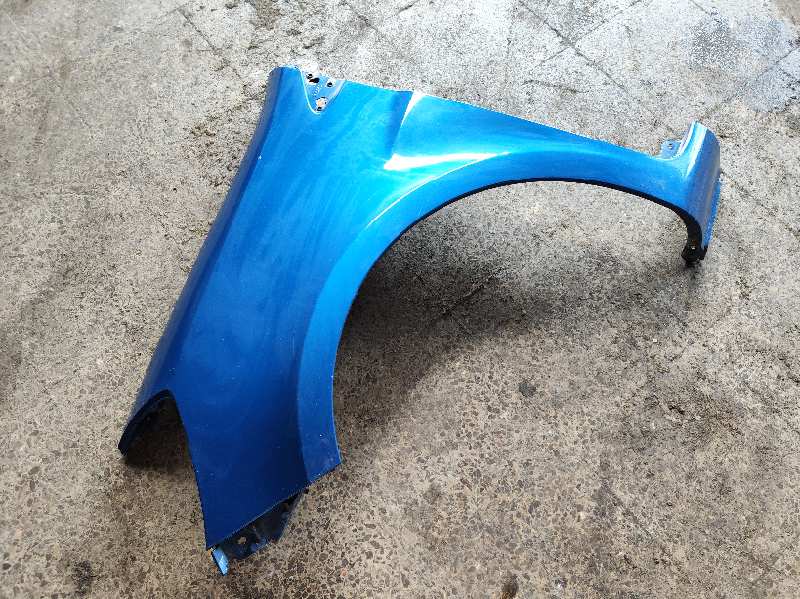 ALETA DELANTERA IZQUIERDA