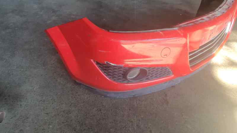 PARAGOLPES DELANTERO