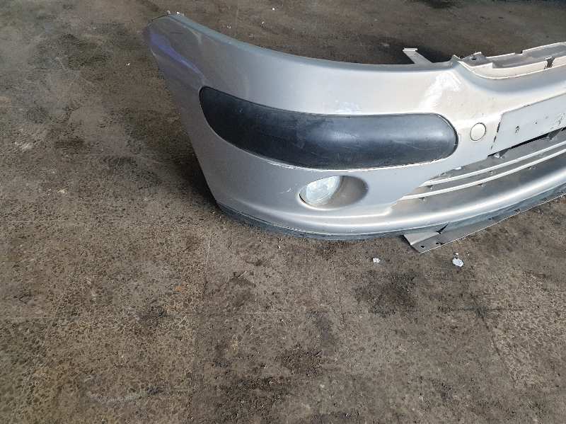 PARAGOLPES DELANTERO