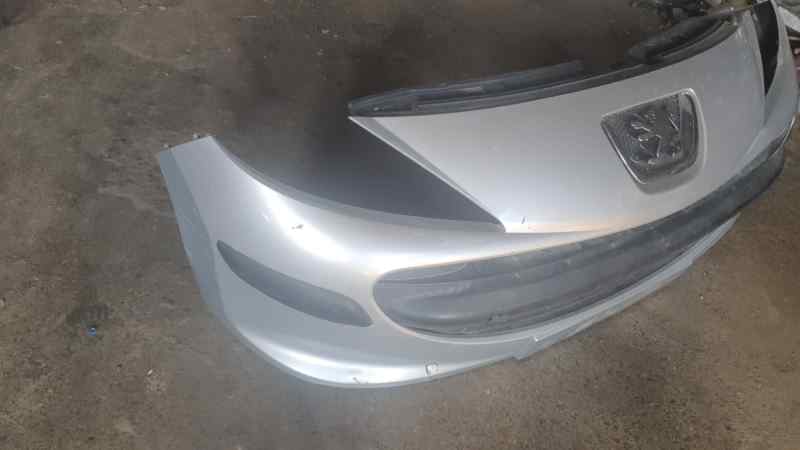 PARAGOLPES DELANTERO