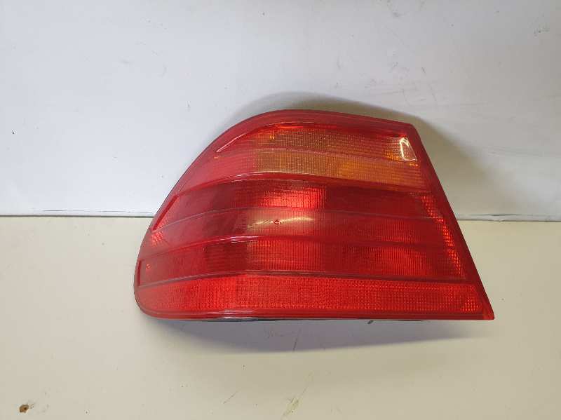 PILOTO TRASERO IZQUIERDO