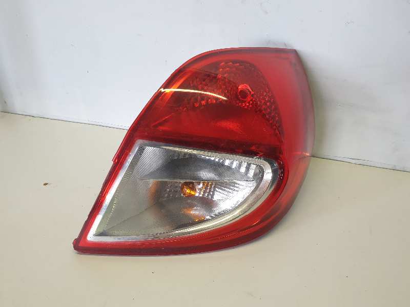 PILOTO TRASERO DERECHO