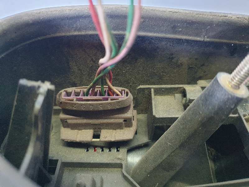 PILOTO TRASERO DERECHO