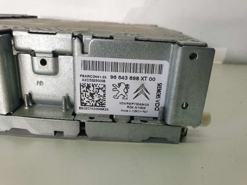 SISTEMA AUDIO / RADIO CD