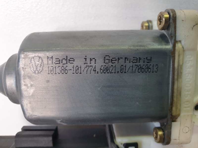 MOTOR ELEVALUNAS DELANTERO DERECHO