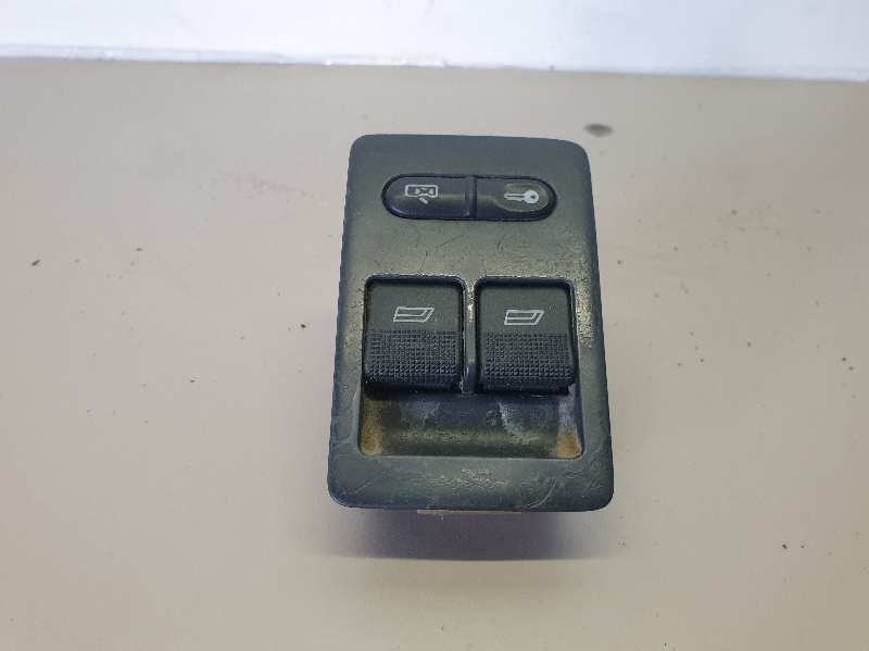 MANDO ELEVALUNAS DELANTERO IZQUIERDO 