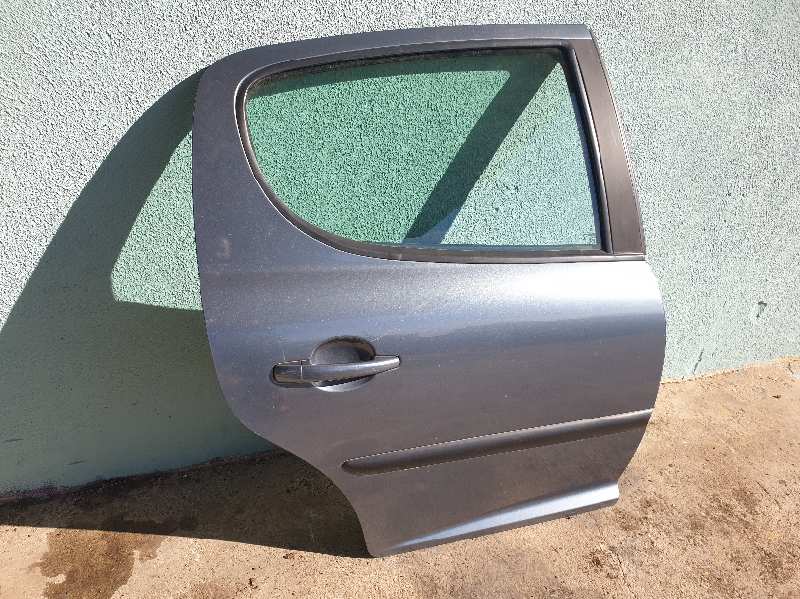 PUERTA TRASERA DERECHA