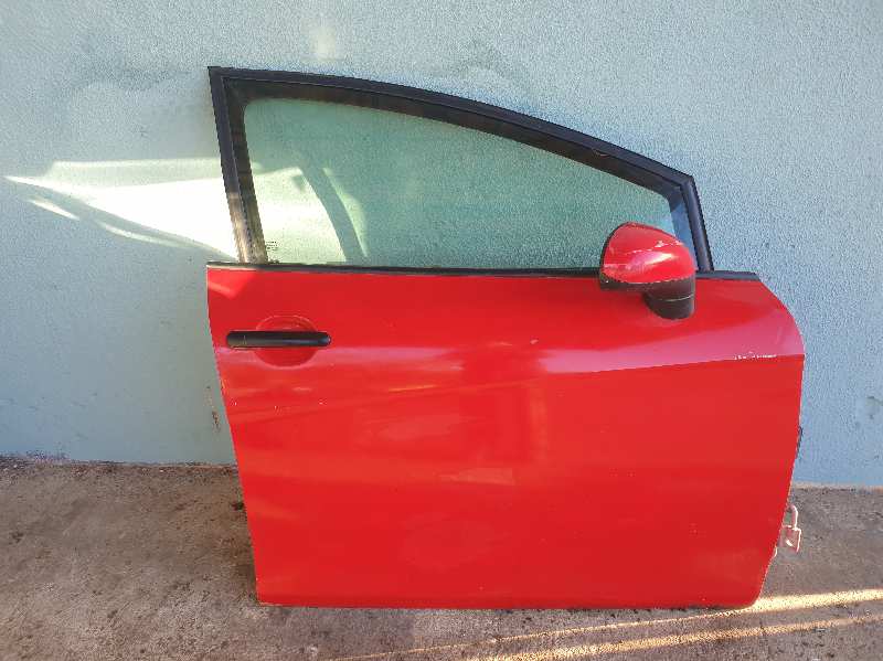 PUERTA DELANTERA DERECHA