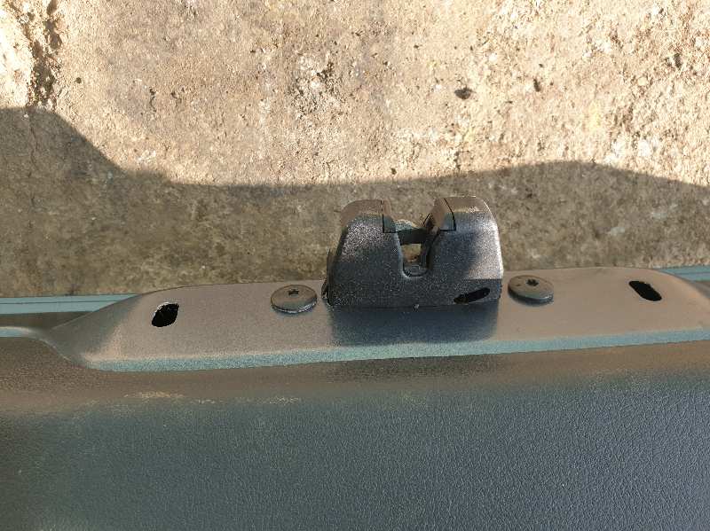 CERRADURA MALETERO / PORTON