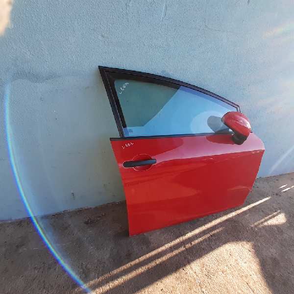 PUERTA DELANTERA DERECHA