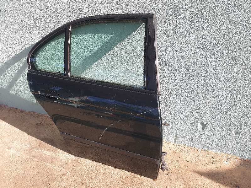 PUERTA TRASERA DERECHA