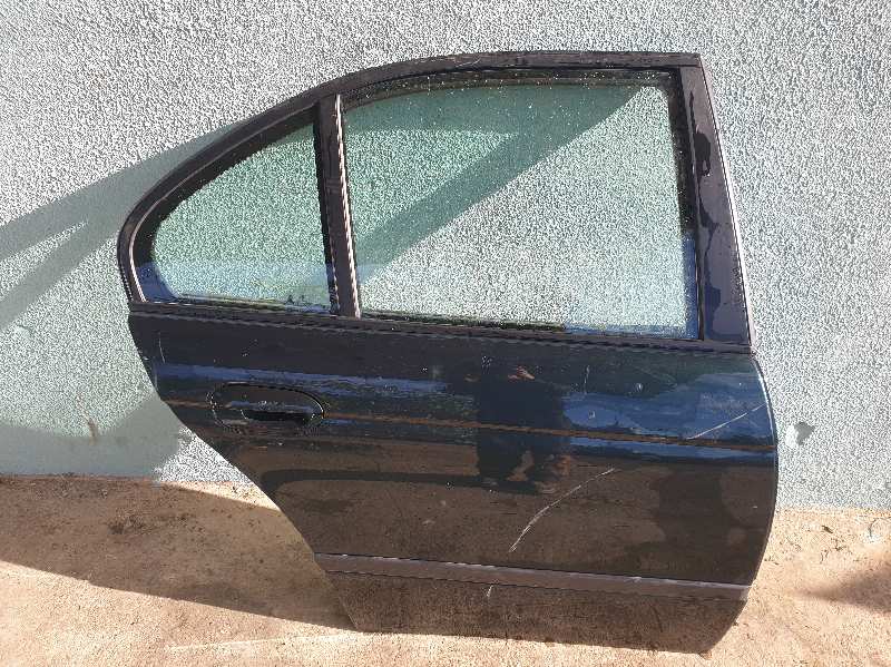 PUERTA TRASERA DERECHA