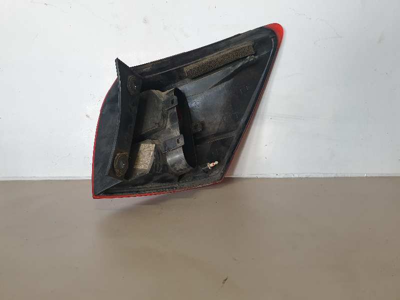 PILOTO TRASERO IZQUIERDO