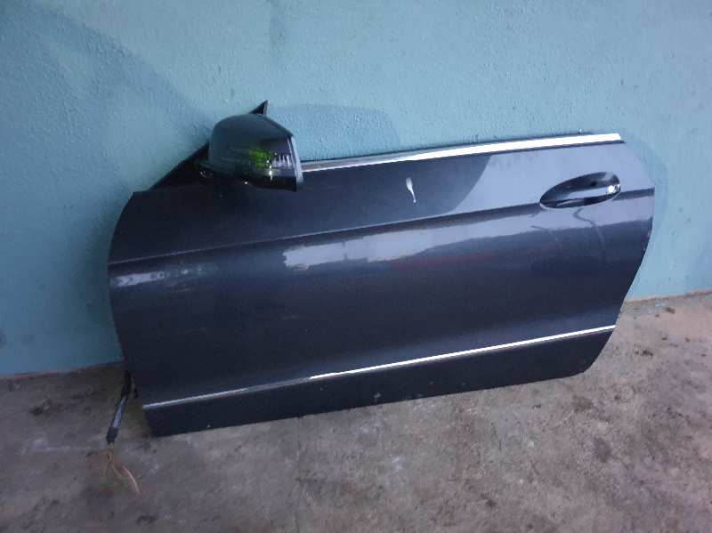 PUERTA DELANTERA IZQUIERDA