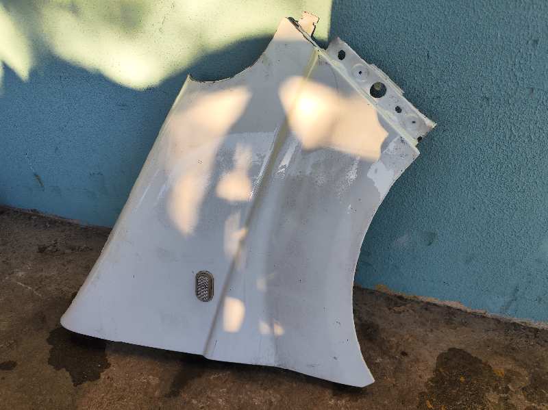 ALETA DELANTERA DERECHA OPEL VIVARO