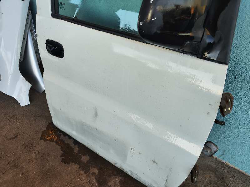 ELEVALUNAS DELANTERO DERECHO