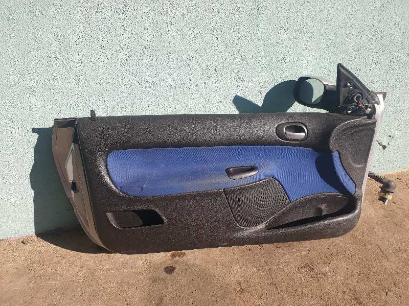 ELEVALUNAS DELANTERO IZQUIERDO