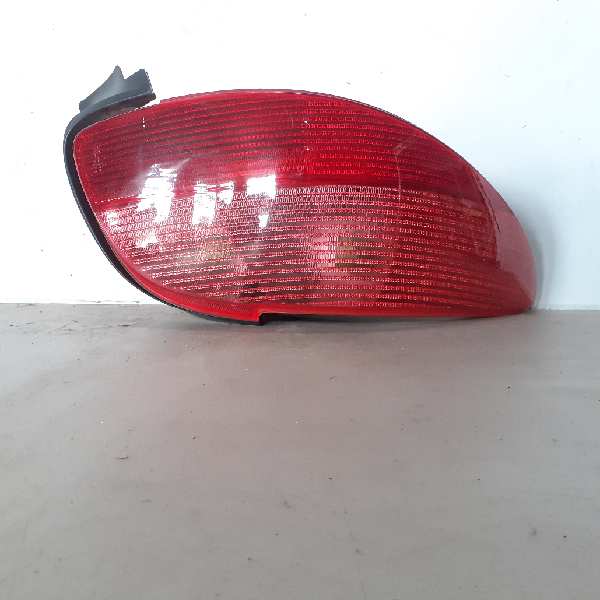 PILOTO TRASERO IZQUIERDO