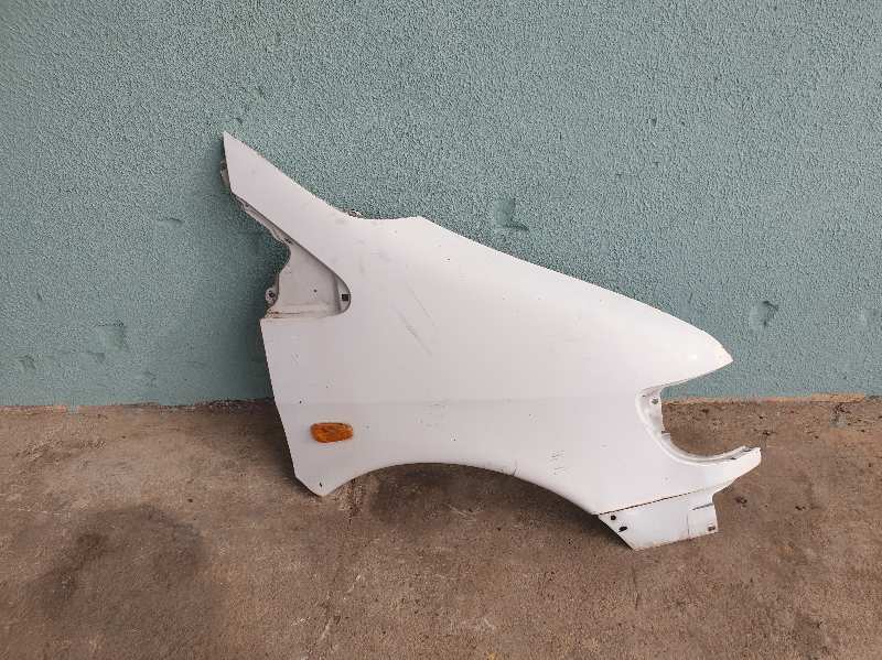 ALETA DELANTERA DERECHA