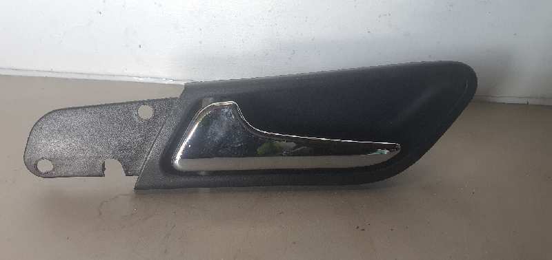 MANETA INTERIOR DELANTERA IZQUIERDA