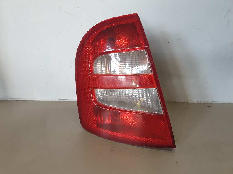 PILOTO TRASERO IZQUIERDO