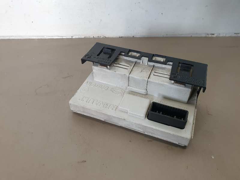 PANTALLA MULTIFUNCION