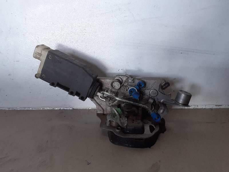 CERRADURA PUERTA TRASERA DERECHA 