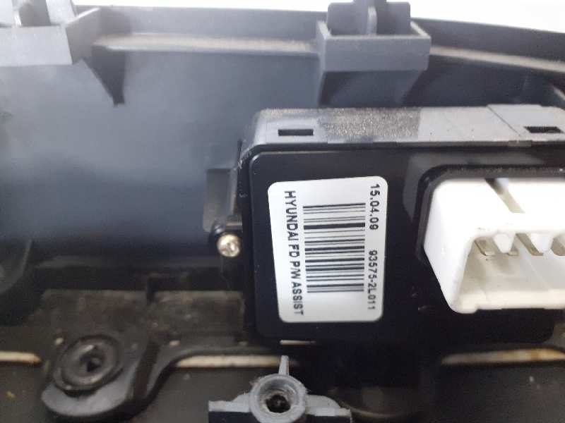 MANDO ELEVALUNAS DELANTERO DERECHO