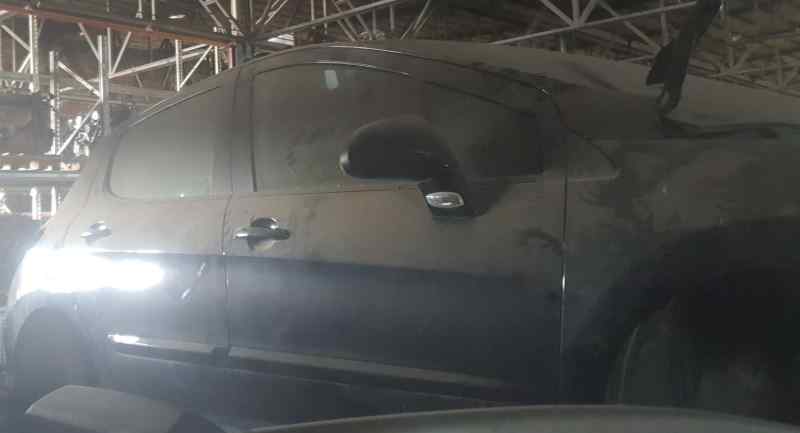 PUERTA DELANTERA DERECHA