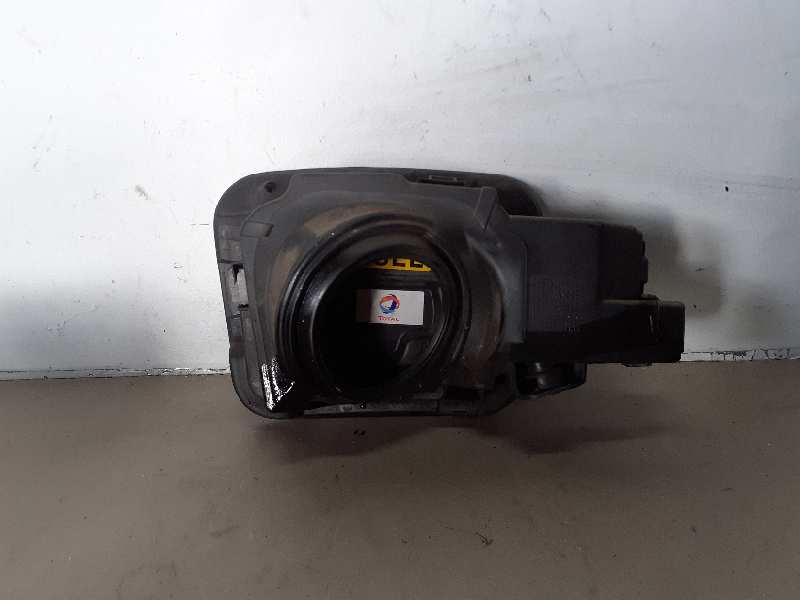 TAPA EXTERIOR COMBUSTIBLE