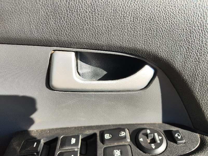 MANETA INTERIOR DELANTERA IZQUIERDA