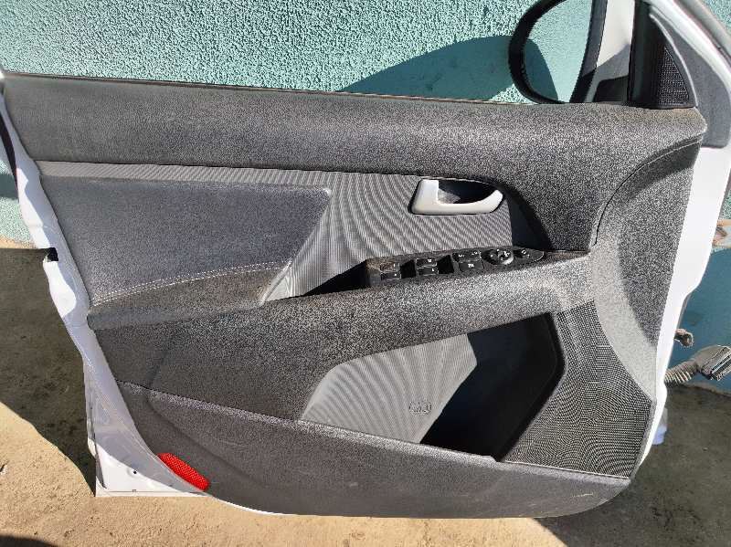 ELEVALUNAS DELANTERO IZQUIERDO