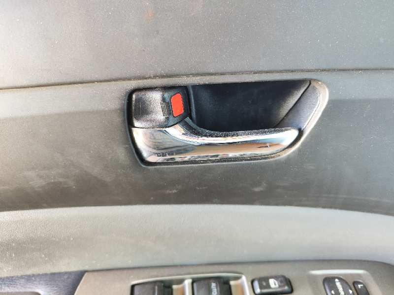 MANETA INTERIOR DELANTERA IZQUIERDA