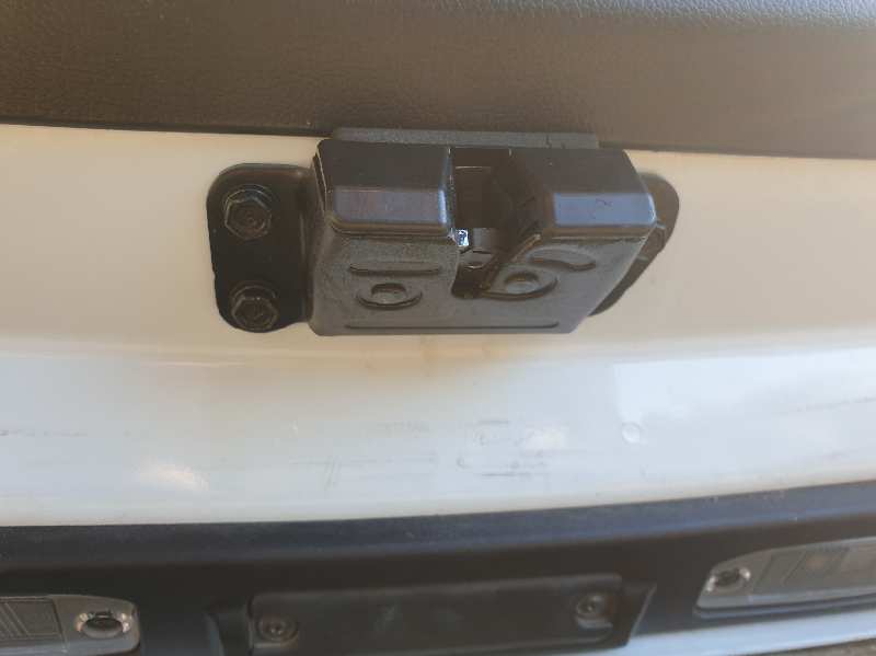 CERRADURA MALETERO / PORTON