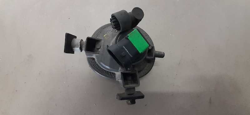 FARO ANTINIEBLA IZQUIERDO