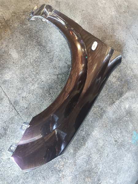 ALETA DELANTERA DERECHA