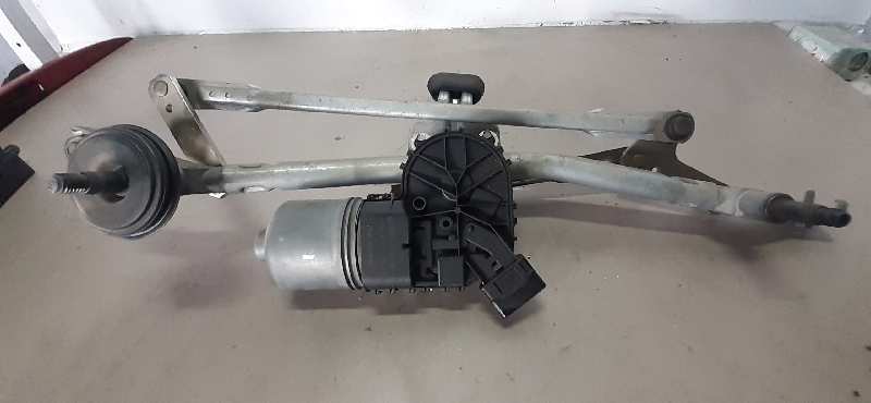 MOTOR LIMPIA DELANTERO