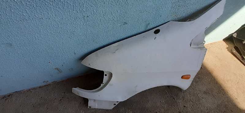 ALETA DELANTERA IZQUIERDA