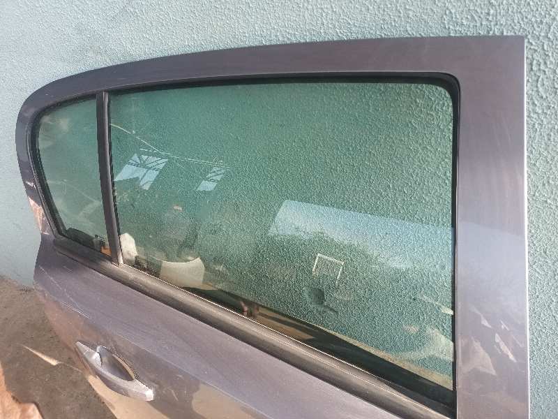 ELEVALUNAS TRASERO DERECHO