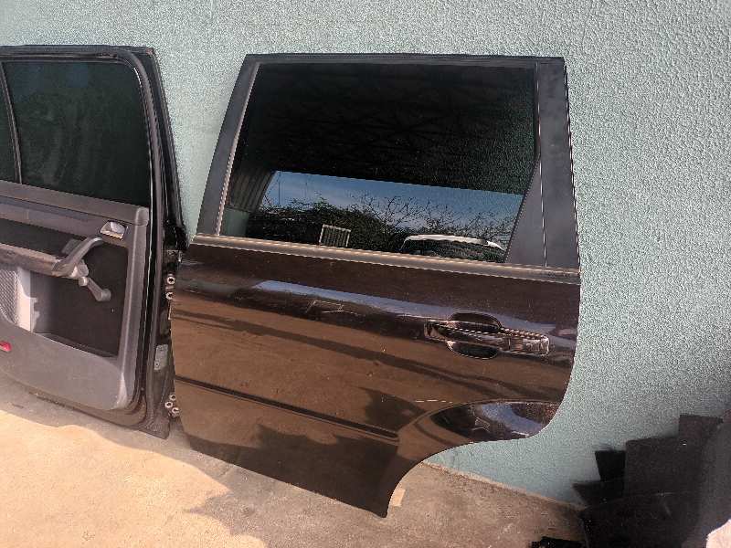 PUERTA TRASERA IZQUIERDA