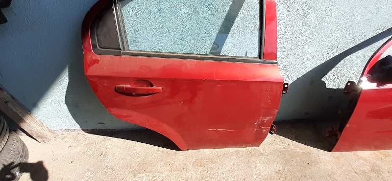 PUERTA TRASERA DERECHA