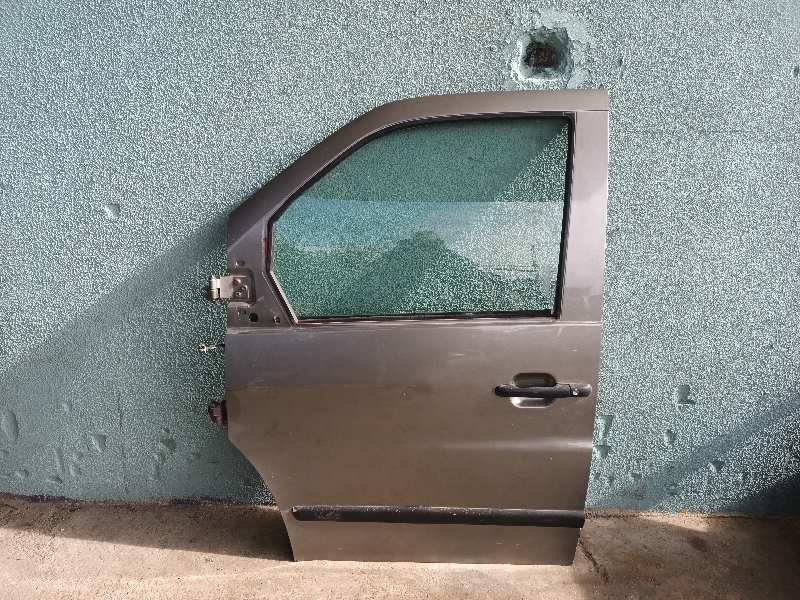 PUERTA DELANTERA IZQUIERDA