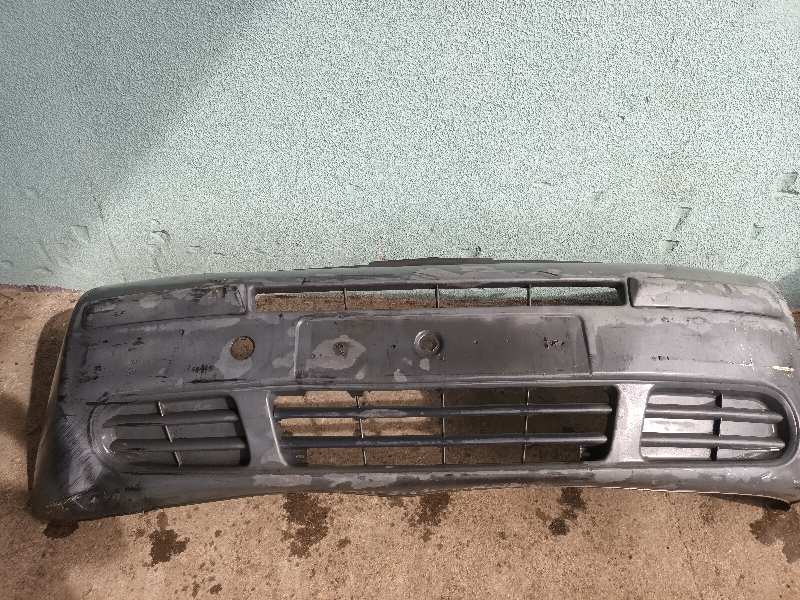 PARAGOLPES DELANTERO