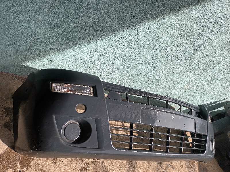 PARAGOLPES DELANTERO OPEL MOVANO (2004 =>)