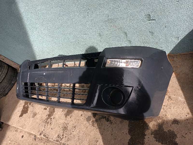 PARAGOLPES DELANTERO