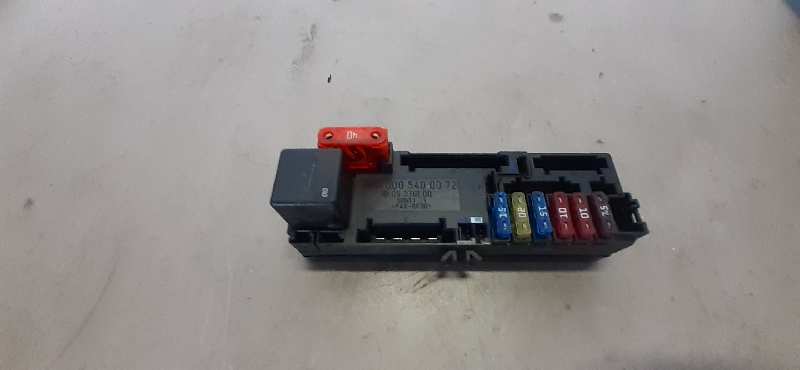 CAJA RELES / FUSIBLES