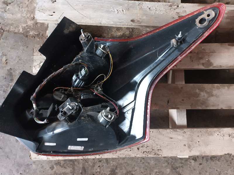 PILOTO TRASERO IZQUIERDO