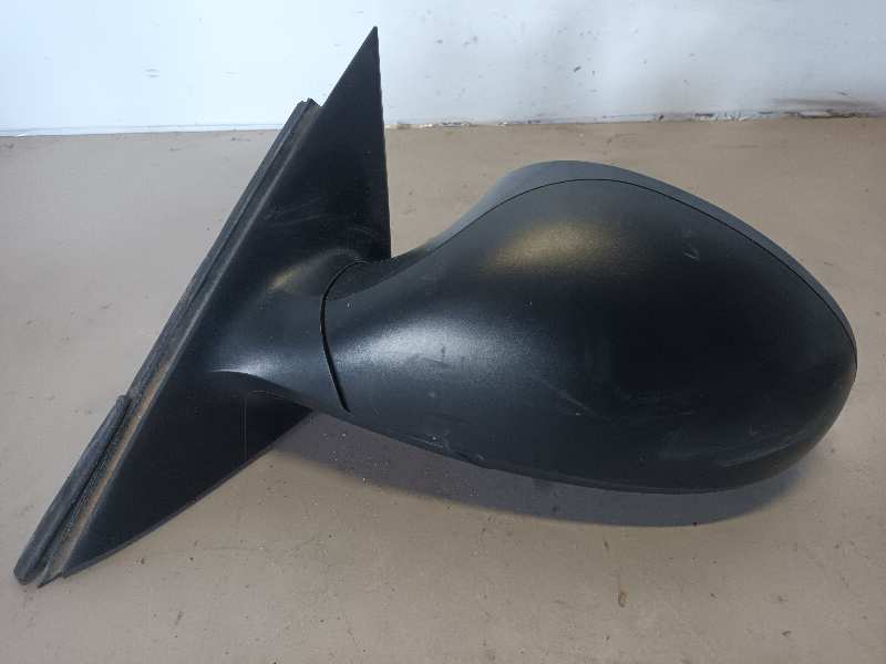 RETROVISOR IZQUIERDO