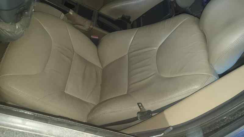 PIEL CLARA ASIENTO DELANTERO IZQUIERDO VOLVO V70 FAMILIAR